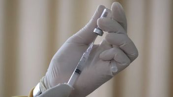 保健省は、COVID-19ワクチン接種による風土病への移行を監督しています