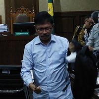 Saksi Mahkota Bongkar Percakapan Johnny G Plate dan Dirut BAKTI Kominfo Soal Kasus BTS: ‘Selesaikan’ Baik-baik