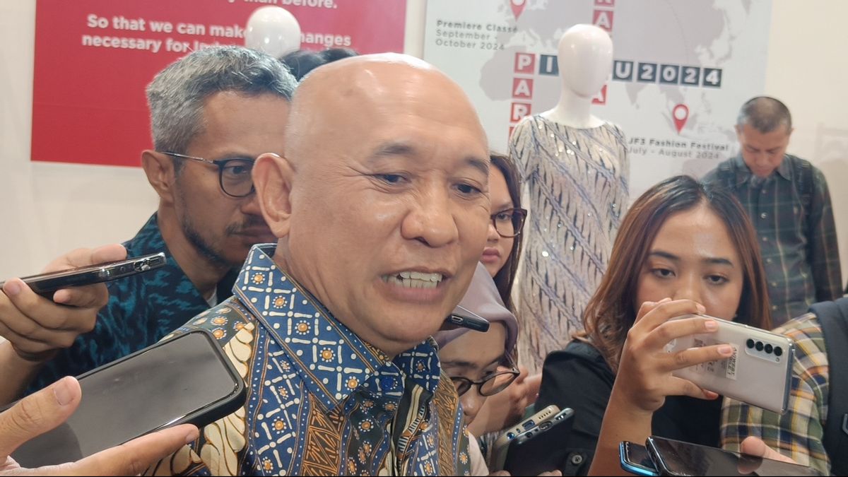 Pakaian Bekas Impor Masih Marak di Pasaran, Menteri Teten: Pelaku UMKM Mulai Mengeluh