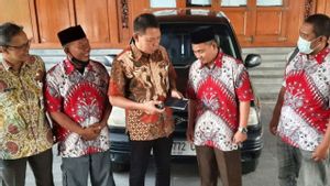 Kantornya Gibran Rakabuming Kasih Mobil ke Eks Napi Teroris