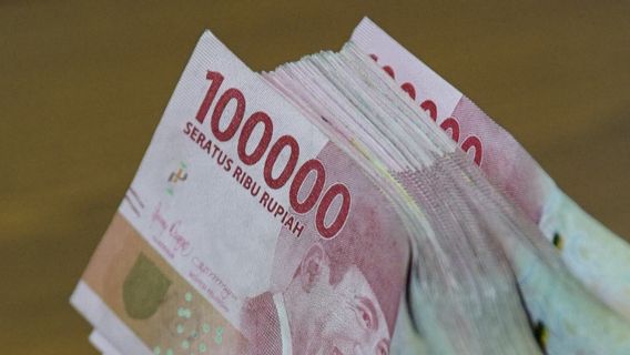 Ribut-Ribut China dengan Amerika Serikat, Rupiah Senin Pagi Naik Turun