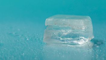 氷の危険性 多くの場合、無視される未処理の水
