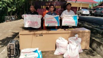 Car Brings 20 Subsidized Fertilizer Sak From West Sumatra To Mukomuko Secured, 2 Suspects Detained