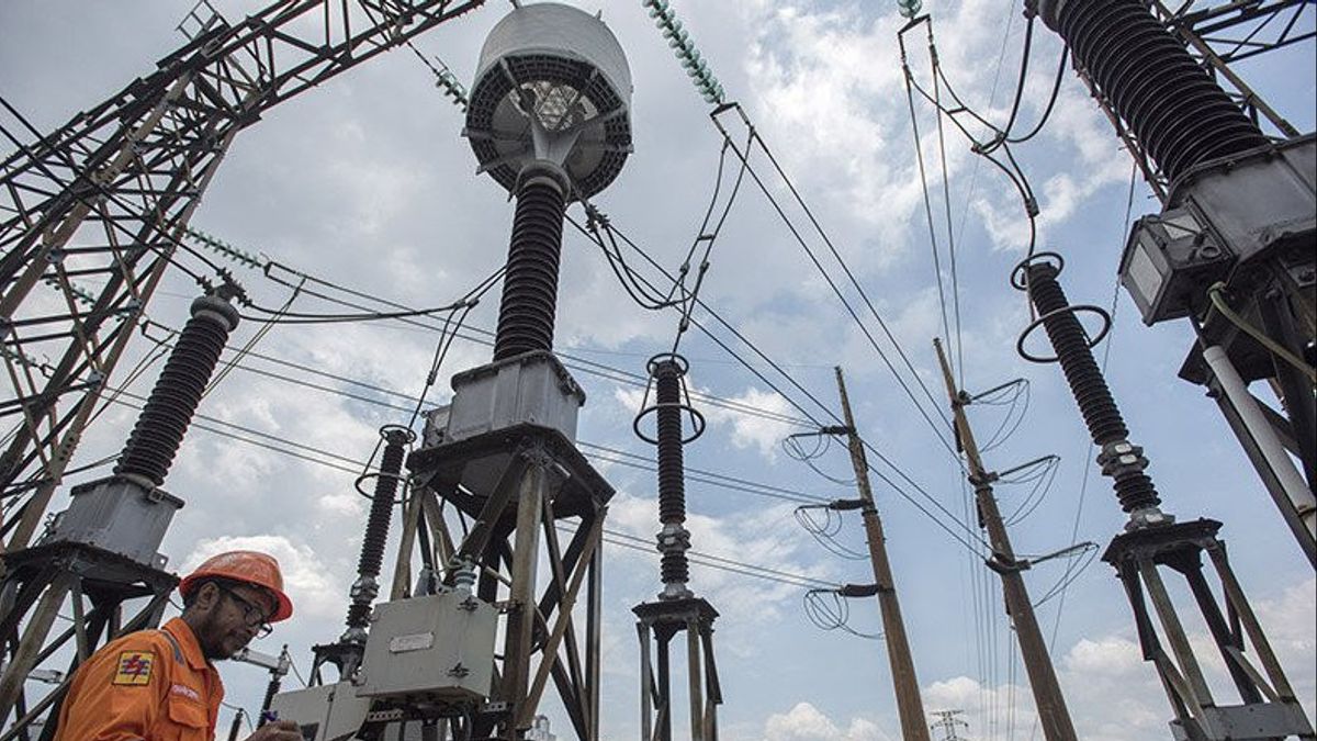 Rasio Elektrifikasi Flores 98 Persen, PLN Bakal Gunakan SuperSUN untuk Daerah Pelosok