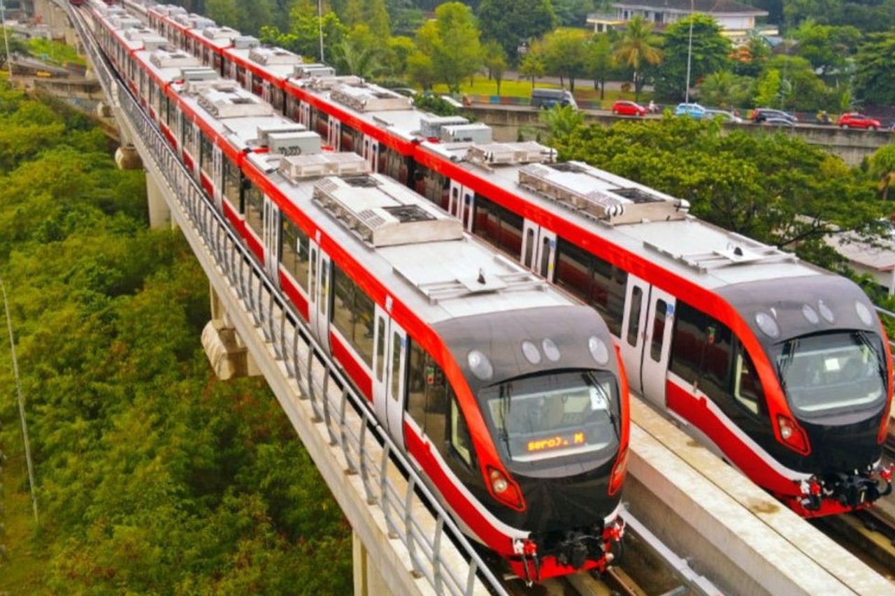Jabodebek LRT Collised During Trial