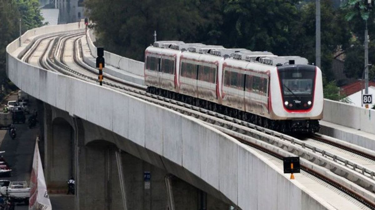 Kemenhub Sebut Jumlah Penumpang LRT Jabodebek Tembus 30.000 Per Hari