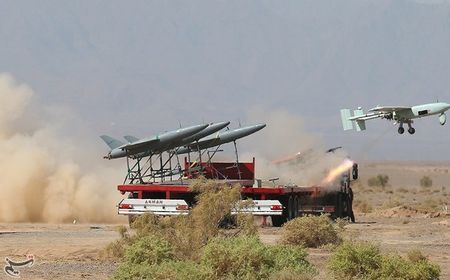 Iran Gelar Latihan Militer di Tengah Ketegangan Regional: Unjuk Kemampuan Pertahanan Udara dengan Drone