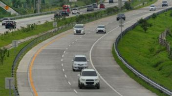 PUPR 部有此目标：到 2024 年，印度尼西亚的收费公路长度达到 5，103 公里