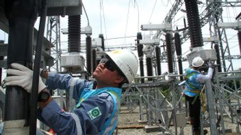استعادت PLN 116 محطة كهرباء فرعية تأثرت بثوران جبل سيميرو ، و 5 محطات أخرى لم تتأثر بعد