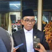 'Kasihan Masyarakat yang Sakit’, Kritik Legislator NTB soal SPB Lambat di Pelabuhan Kayangan Lombok Timur