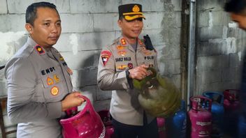 Ruko In The Pamulang Area Was Raided, The Police Find Dozens Of Oplosan Gas Tubes