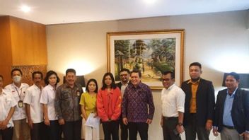 السفارة الإندونيسية في أنقرة تركيا جلبت إلى الوطن غوستي أيو فيرا PMI من بالي الذي كان مريضا في إندونيسيا