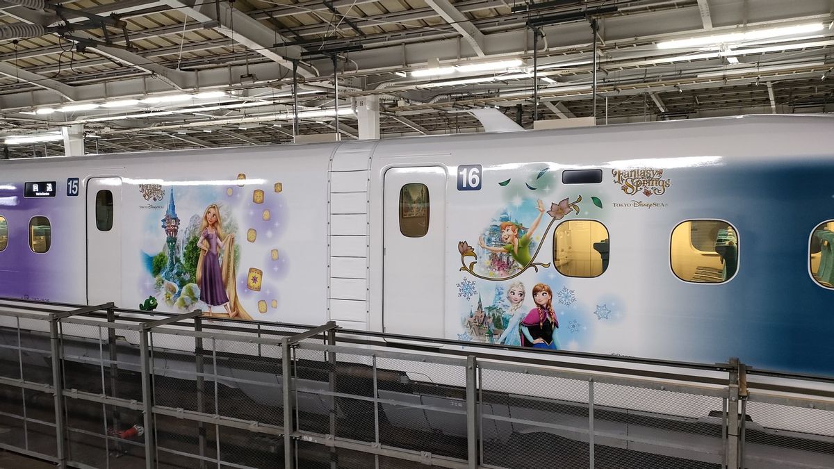 Kereta Shinkansen Bertema Disney mulai Beroperasi di Jalur Tokyo-Osaka