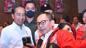 Jokowi ke PSI: Jangan Angkat Isu yang Tak Disukai Anak Muda