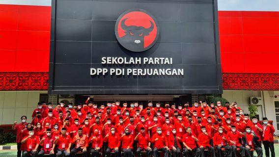 DPC Pelopor Adalah Sebutan dari DPP PDIP yang Pileg Lalu Menang di Atas 20 Persen