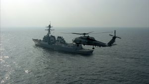 Sempat Ada Tembakan Rudal Balistik, Kapal Perang AS Klaim Selamatkan Tanker dari Pembajakan di Teluk Aden