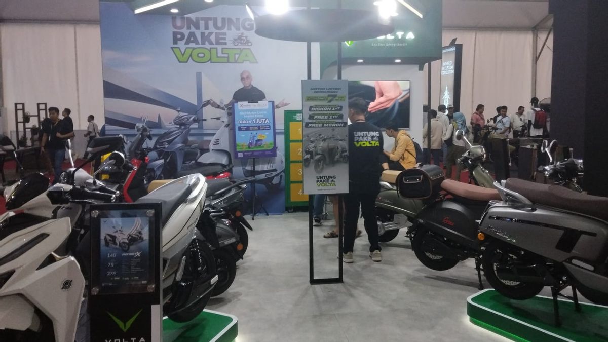 Tertarik dengan Motor Listrik? Berikut Daftar Pilihan Motor Listrik Menarik di GIIAS 2024