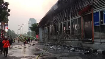 Transjakarta Pastikan Perbaikan Halte Tendean yang Terbakar Rampung Senin Pekan Depan