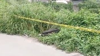 Police Investigate The Discovery Of Bags Allegedly Containing Human Body Pieces In The Kalimalang Area
