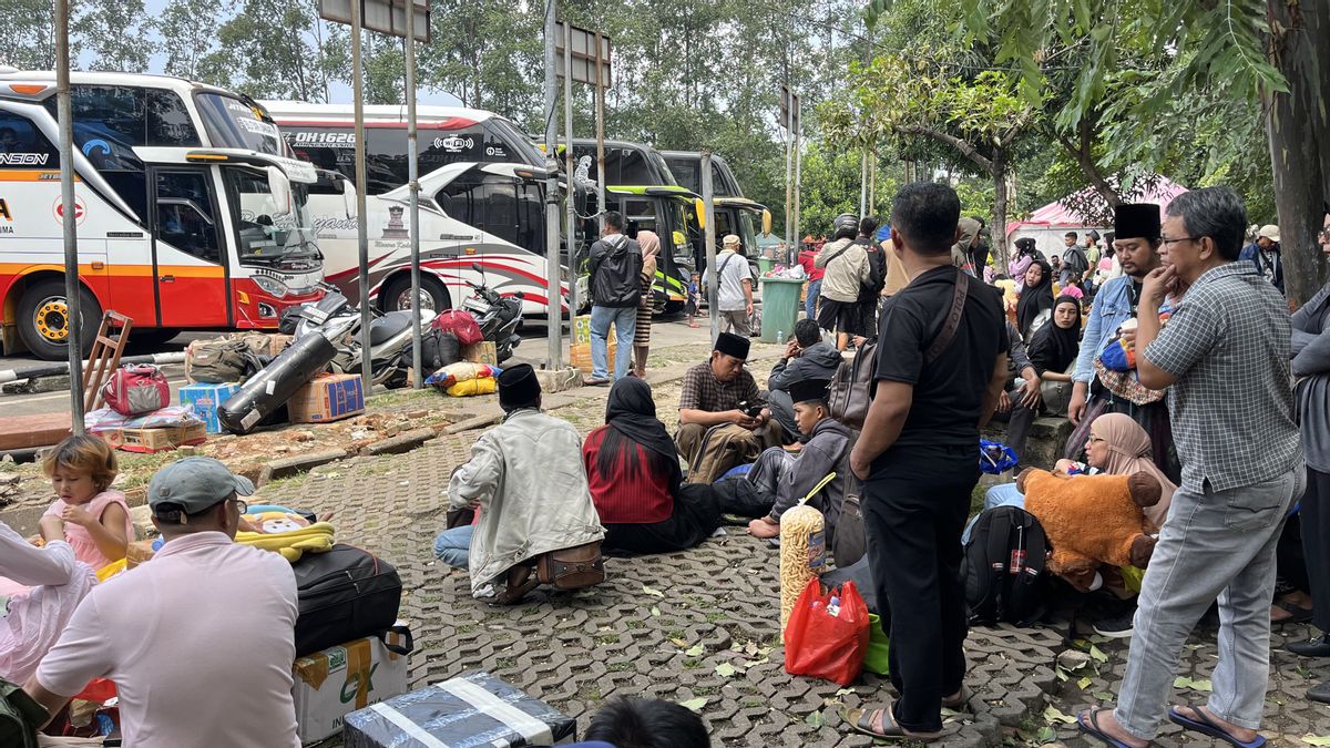5 761 passagers ont quitté Tangerang via le terminal de Poris Plawad à H-4 Lebaran 2024