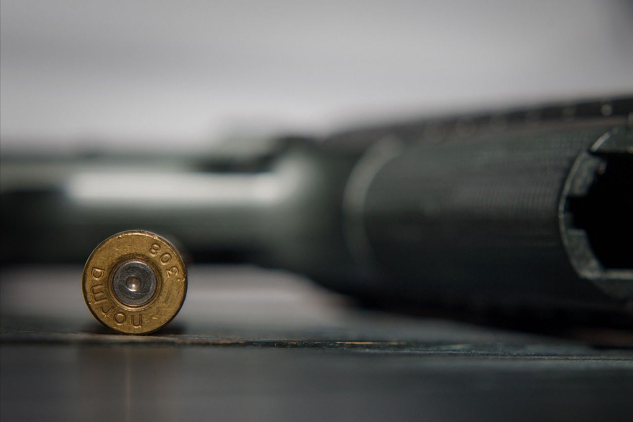 私たちは、犯罪者が銃器の使用に慣れている時代に入っています