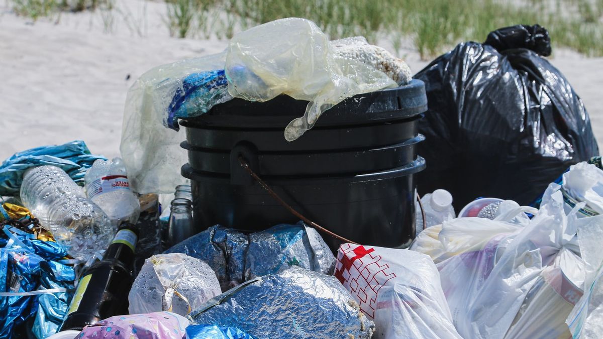 MUI预测在宰牲节期间使用了124，265，950种塑料，提醒人们注意环境污染的危险