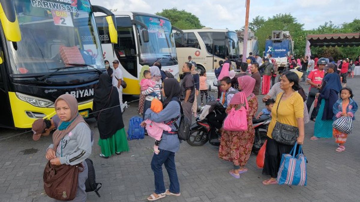 وزارة النقل تصرف ميزانية قدرها 20 مليار روبية إندونيسية لعودة الحافلات المجانية للوطن لعام 2023