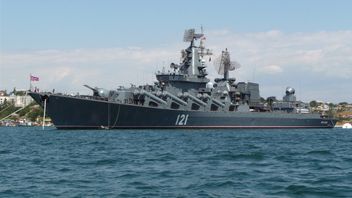 Russia's Moskva Missile Cruiser Sinks, Sevastopol Senator: We Will Preserve His Memories