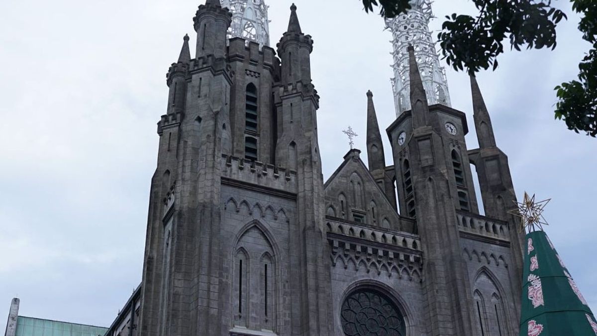 History Of The Jakarta Cathedral In The Transition Of Dutch To British Power