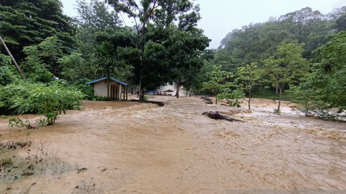 Gampong Meunasah Et Geunteut à Aceh Besar Submergés Par Les Inondations, Pas De Victimes