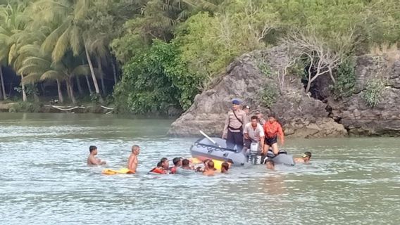 المأساة على نهر لوسي بلورا: غرق 8 Santriwati MBS أثناء البحث عن كيرانج ، أربعة لا يزالون في البحث