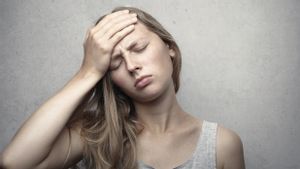 Perempuan Lebih Lama Mengatasi Sakit Dibanding Pria? Ini Penjelasan Ahli