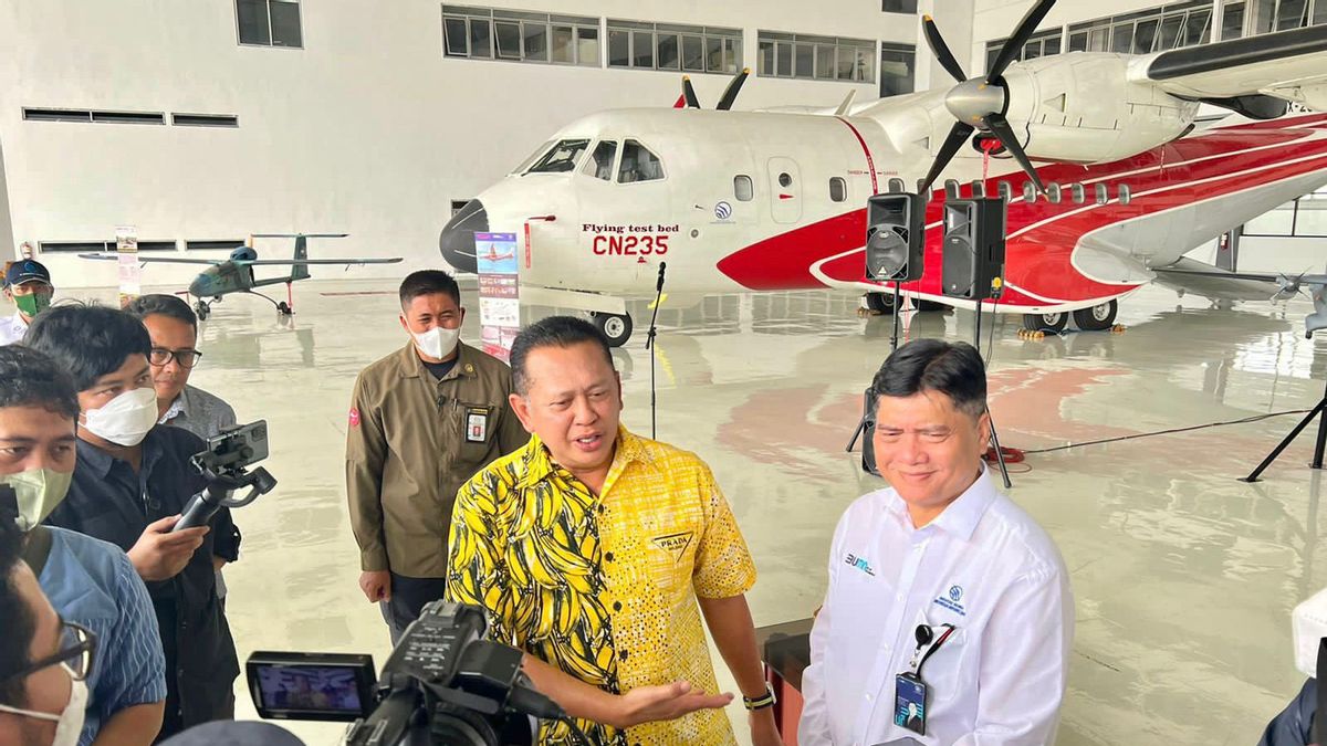 Visit PT Dirgantara Indonesia, Bamsoet: Domestically Manufactured Aircraft Are No Less Than Overseas