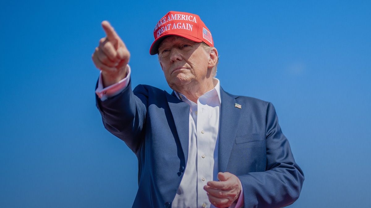Trump Bebaskan Smartphone, Laptop, dan Elektronik Lain dari Tarif Impor China