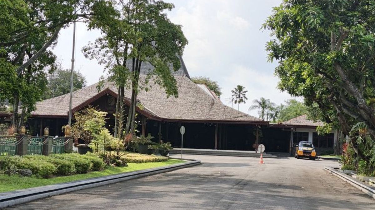 在OTT之后寻找证据，KPK搜查了Tulungagung的几个地方