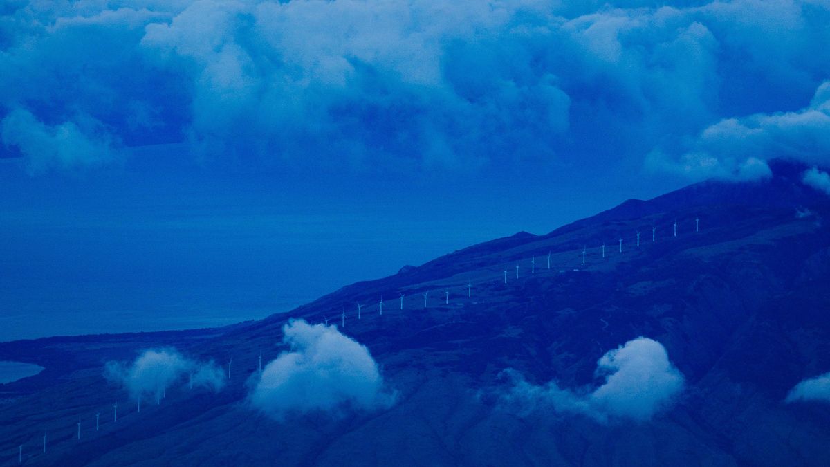 レバクの雲の上の国営観光への道は現在地すべりの影響を受けています