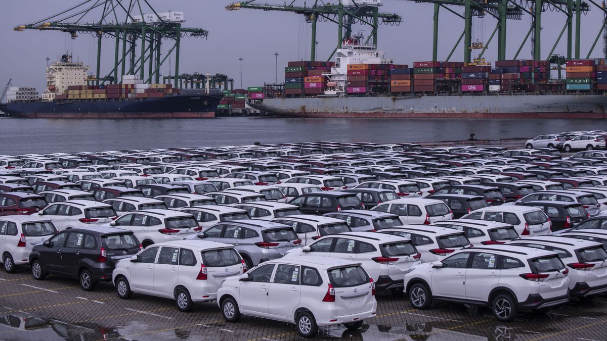 Mobil Sedan Bakal Kena Pembebasan Pajak Kendaraan Bermotor