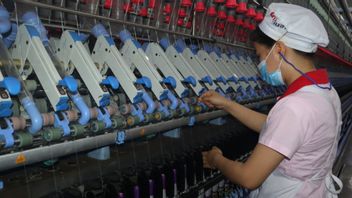 多くの国内工場が倒産し、Luhutはリークを与え、インドネシアに中国の繊維会社を開設する