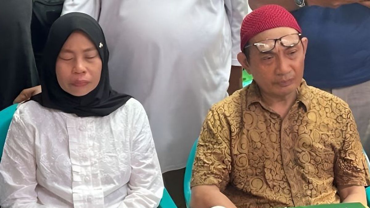 Puan Sambangi Rumah Affan Kurniawan,承诺在毕业和工作之前提供教育援助