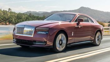 Rolls-Royce's First Electric Car, Spectre Coupe 2024 Will Make Debut At Monterey Car Week