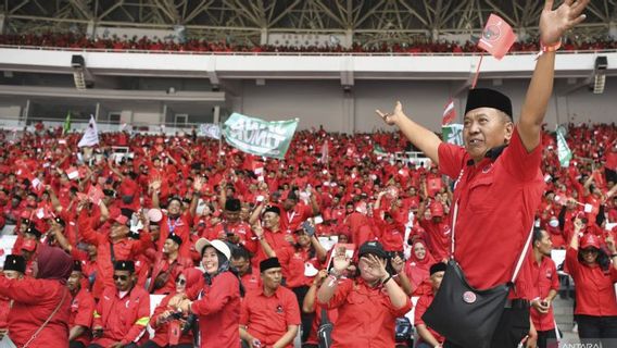 Viral Grass Stadium Damaged Due To Political Events, Menpora Ensures Persija Vs PSM Held In SUGBK