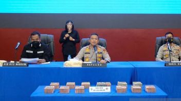 廖内省警方没收水晶甲基苯丙胺交易中的17.6亿盾