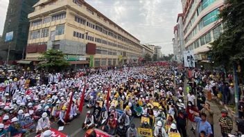 رفض النظام العسكري وعشرات الدبلوماسيين الميانماريين في الخارج يدعمون مسيرات المواطنين الميانماريين