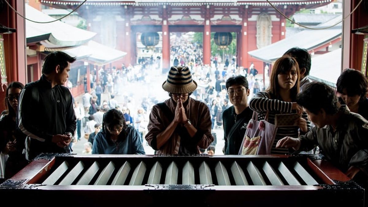 Japanese Special Prayers In Ice Bath Ritual: May COVID-19 End