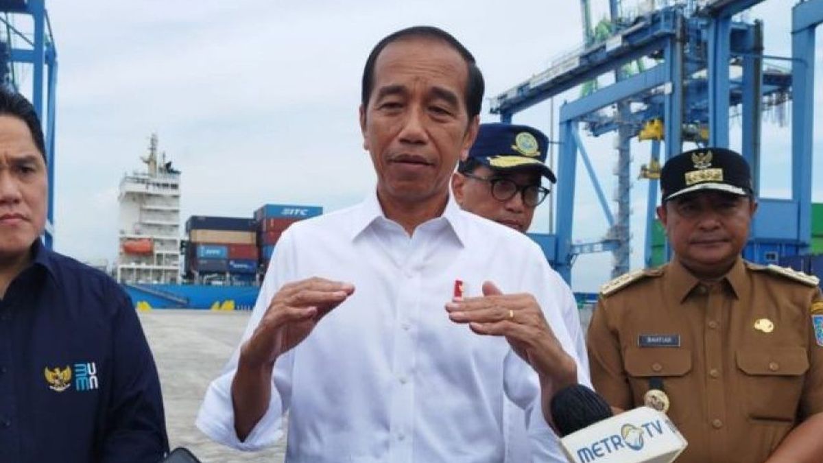 Inaugurating Makassar New Port Worth IDR 5.4 Trillion, Jokowi's Efforts To Press Logistics Fees