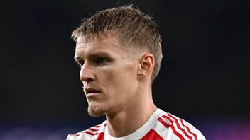 アルセナルとオデガルドはアーセナルを去り、マンチェスター・ユナイテッドに移籍する準備ができて