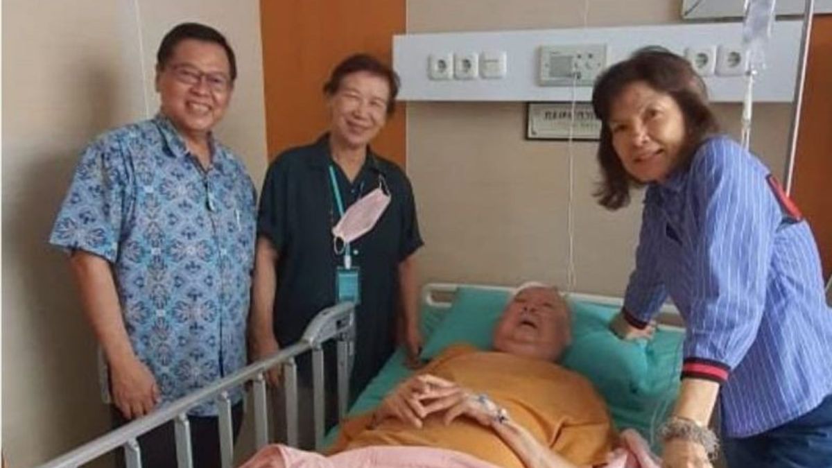 توفي الدكتور لو سياو جينغ ديرماوان أسال سولو عن عمر يناهز 82 عاما