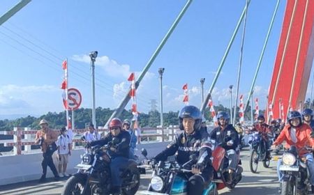 Usai Resmikan Jembatan Pulau Balang, Jokowi Bareng Influencer Naik Motor Terabas Tol Menuju IKN