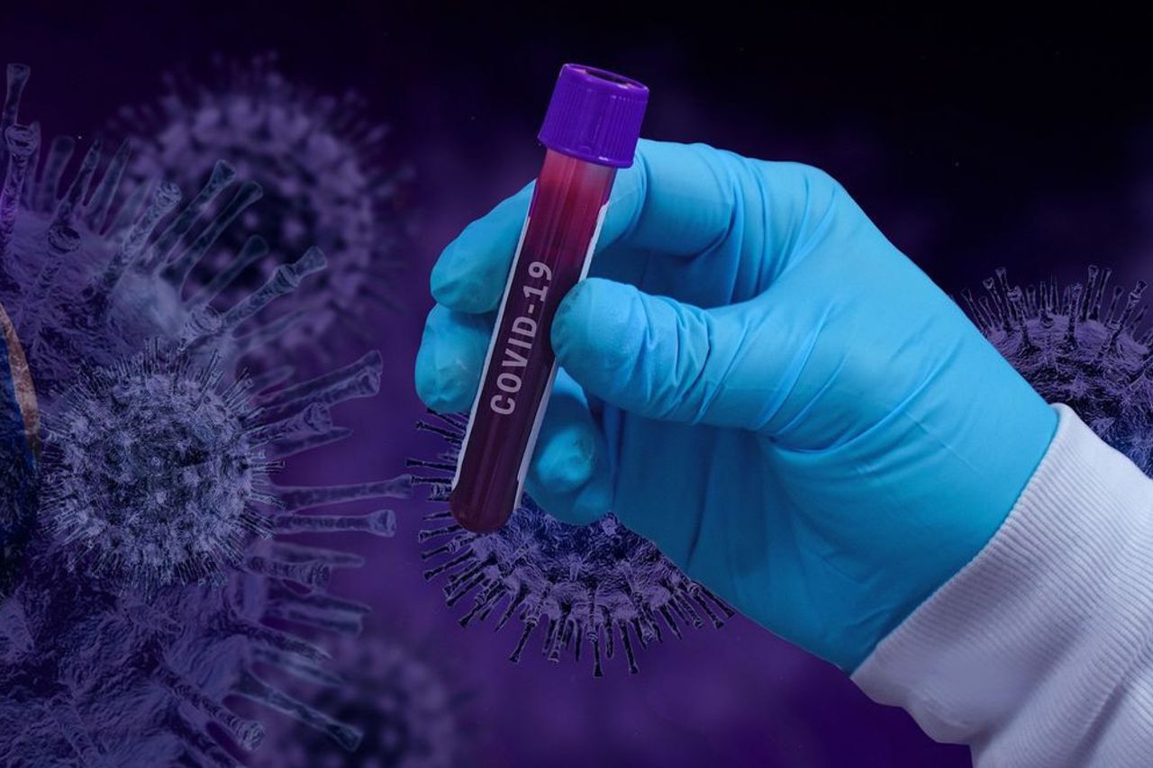 Médecin: Symptômes Légers D’Omicron Dus à L’efficacité De La Vaccination Sur Le Corps