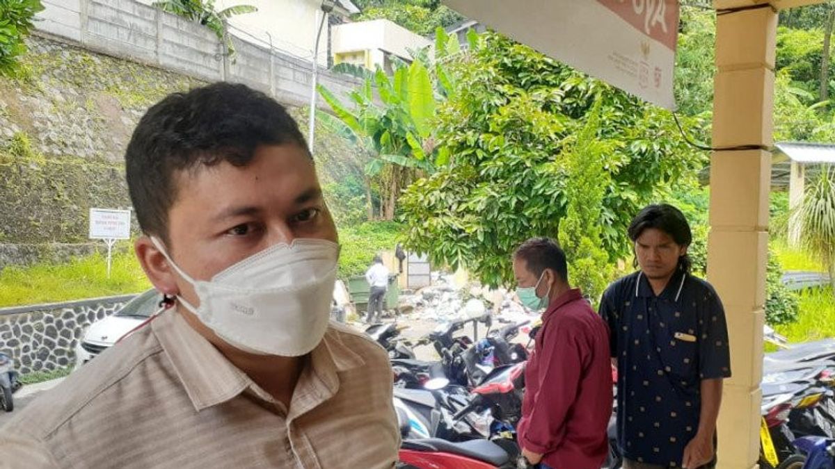 Perampok Minimarket di Sukabumi Modus Jebol Atap Ditembak Polisi